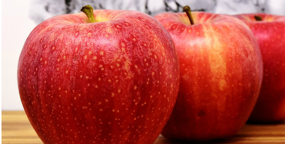 En este momento estás viendo Tu vida más sana con una manzana