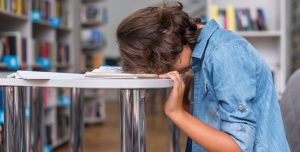 Lee más sobre el artículo Evita el estrés en tus hijos durante su época escolar