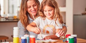 Lee más sobre el artículo 3 actividades creativas para hacer en casa con tus hijos este fin de semana largo
